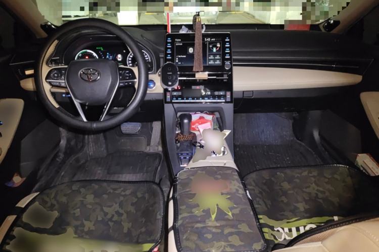 Used Toyota Avalon 2019 Dual-Engine 2.5L XLE Prestige Version China V Standard Center Console