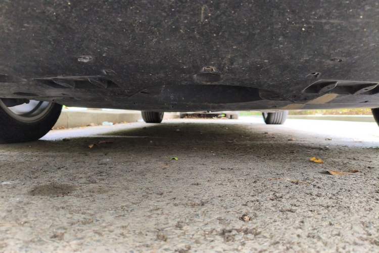 Used Toyota Avalon 2019 2.5L Ambition Version China VI Standard Chassis Front
