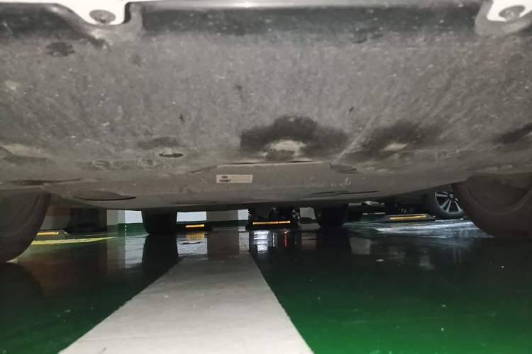 Used Toyota Avalon 2019 Dual-Engine 2.5L XLE Prestige Version China V Standard Chassis Front