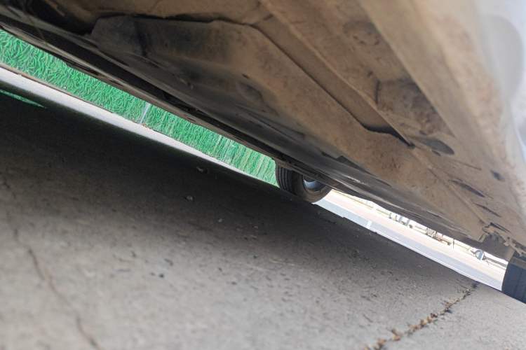 Used Toyota Avalon 2019 2.0L Luxury Edition China VI Standard Chassis Front Left