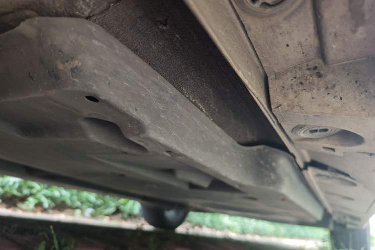 Used Toyota Avalon 2019 2.0L XLE Premium Edition China VI Chassis Front Left
