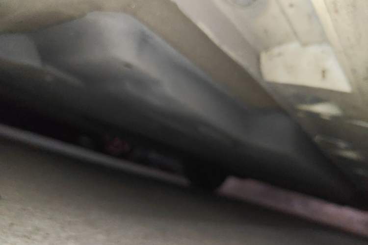 Used Toyota Avalon 2019 2.5L Ambition Version China VI Standard Chassis Front Left