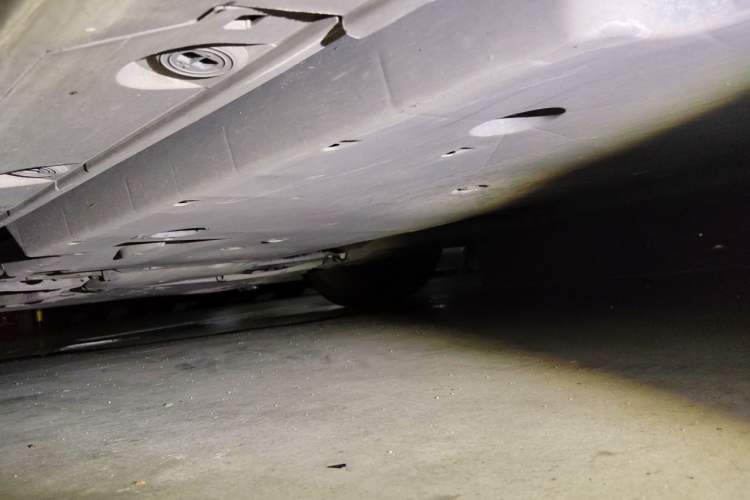 Used Toyota Avalon 2019 2.5L Touring Premium Version China VI Standard Chassis Front Left