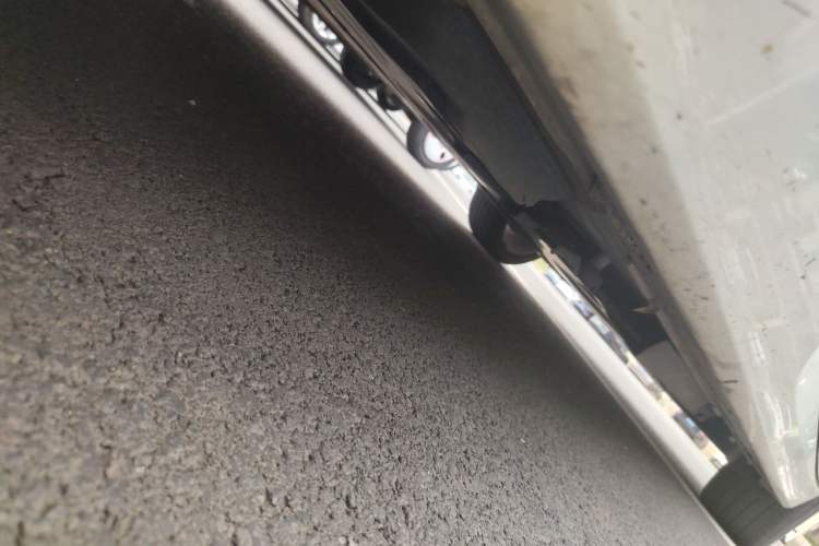 Used Toyota Avalon 2019 2.0L XLE Premium Edition China VI Chassis Front Left