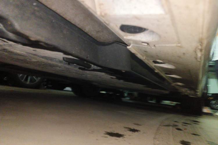 Used Toyota Avalon 2019 2.0L XLE Premium Edition China VI Chassis Front Left