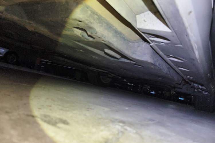 Used Toyota Avalon 2019 Dual-Engine 2.5L Luxury Edition China VI Standard Chassis Front Left