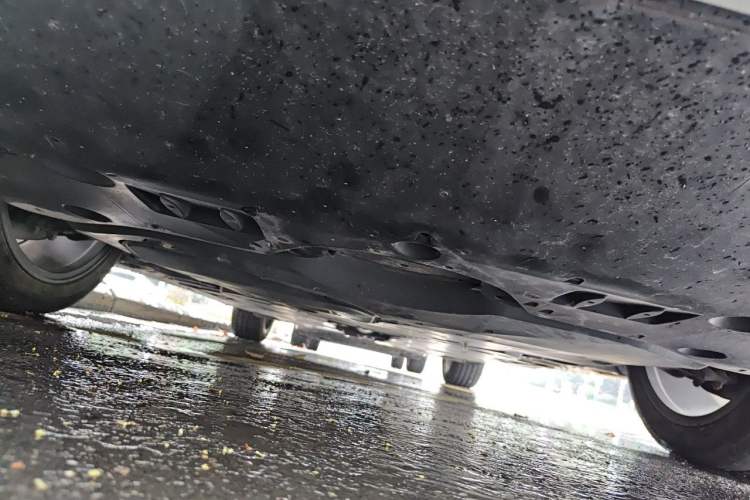 Used Toyota Avalon 2019 2.0L XLE Premium Edition China VI Chassis Front