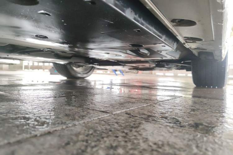 Used Toyota Avalon 2019 2.0L XLE Premium Edition China VI Chassis Front Right