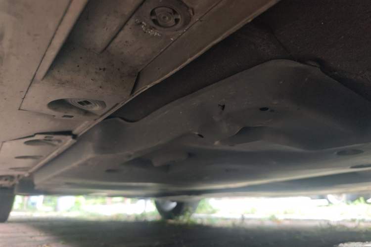Used Toyota Avalon 2019 2.0L XLE Premium Edition China VI Chassis Front Right