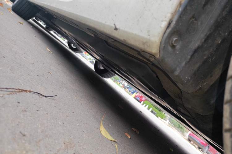 Used Toyota Avalon 2019 2.5L Ambition Version China VI Standard Chassis Front Right