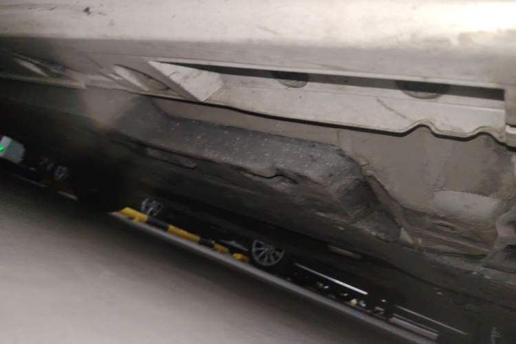 Used Toyota Avalon 2019 2.0L Ambition Edition China VI Chassis Front Right