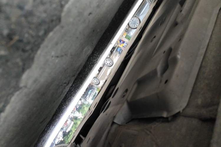 Used Toyota Avalon 2019 2.0L XLE Premium Edition China VI Chassis Front Right