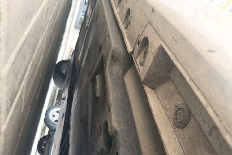 Used Toyota Avalon 2019 2.0L XLE Premium Edition China VI Chassis Front Right