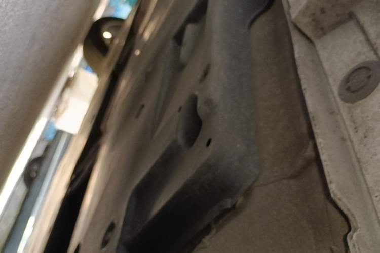 Used Toyota Avalon 2019 2.0L Luxury Edition China VI Standard Chassis Front Right