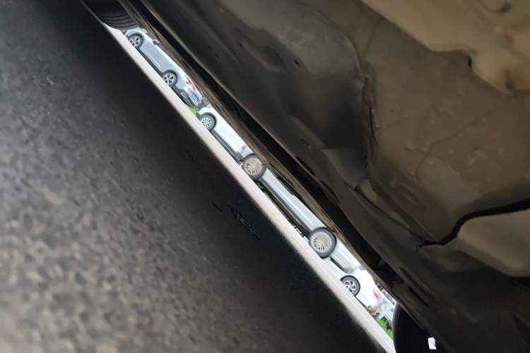 Used Toyota Avalon 2019 2.0L Luxury Edition China VI Standard Chassis Front Right