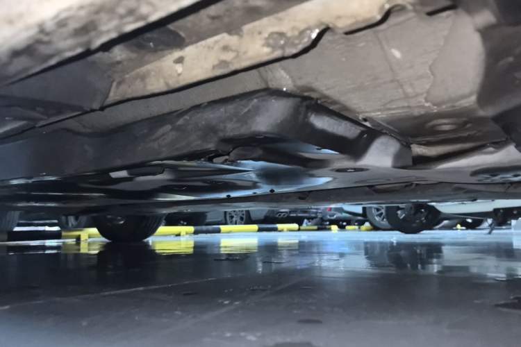 Used Toyota Avalon 2019 2.0L Ambition Edition China VI Chassis Front Right
