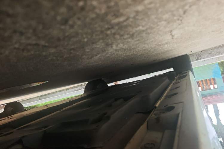 Used Toyota Avalon 2019 2.0L XLE Premium Edition China VI Chassis Front Right
