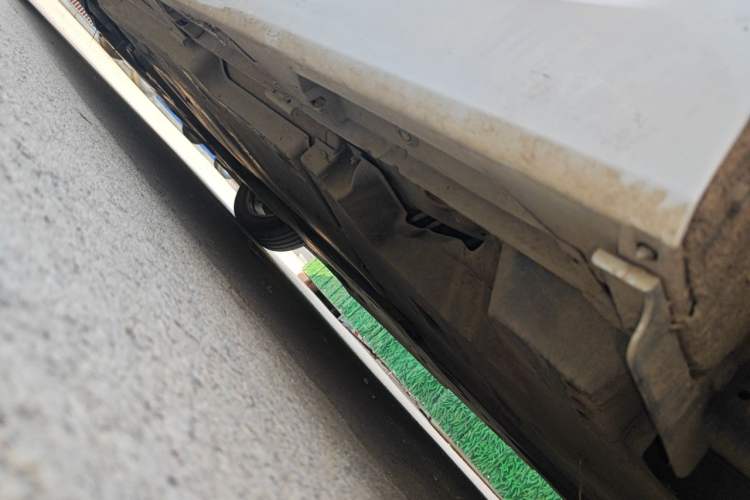 Used Toyota Avalon 2019 2.0L Luxury Edition China VI Standard Chassis Rear Left