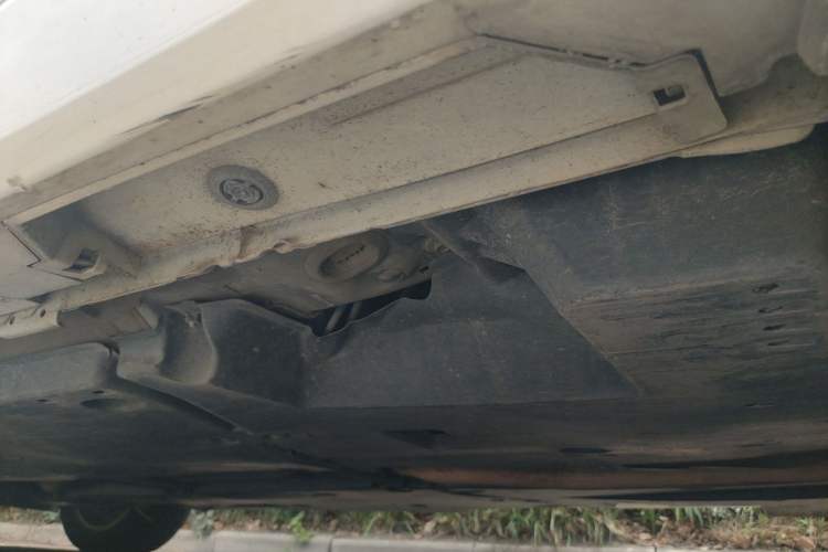 Used Toyota Avalon 2019 2.0L Ambition Edition China VI Chassis Rear Left
