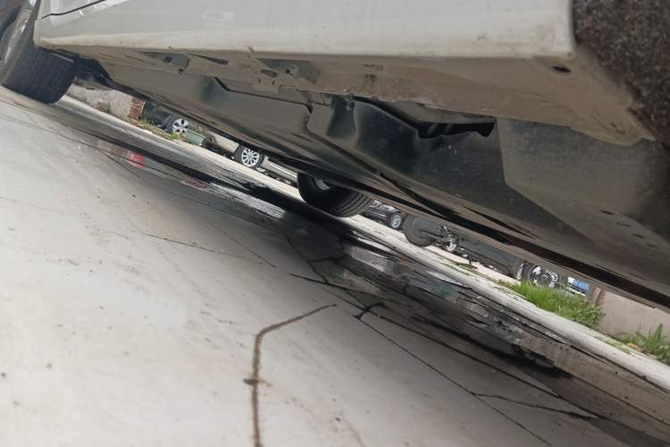 Used Toyota Avalon 2019 2.0L Luxury Edition China VI Standard Chassis Rear Left