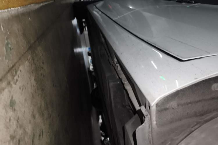 Used Toyota Avalon 2019 2.0L Luxury Edition China VI Standard Chassis Rear Left