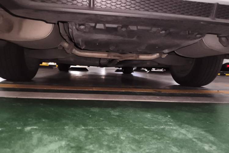 Used Toyota Avalon 2019 2.0L Luxury Edition China VI Standard Chassis Rear