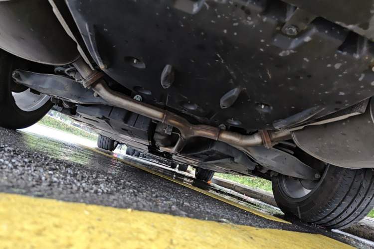 Used Toyota Avalon 2019 2.0L XLE Premium Edition China VI Chassis Rear