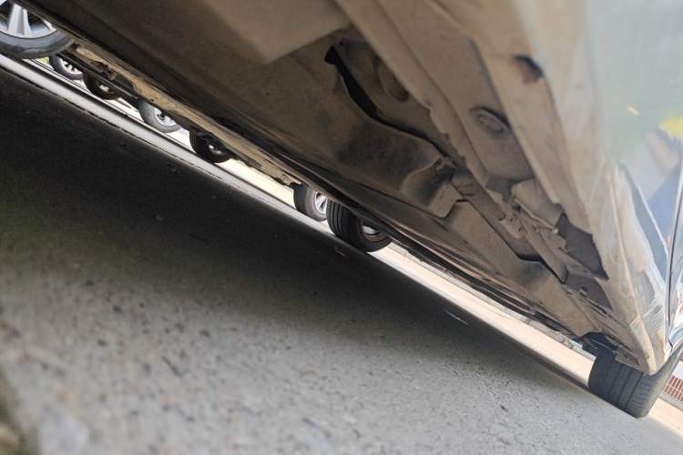 Used Toyota Avalon 2019 2.0L Luxury Edition China VI Standard Chassis Rear Right