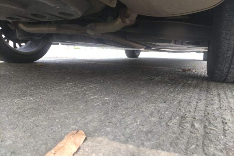 Used Toyota Avalon 2019 2.5L Touring Premium Version China VI Standard Chassis Rear Right