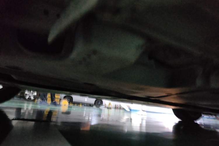 Used Toyota Avalon 2019 2.0L Luxury Edition China VI Standard Chassis Rear Right