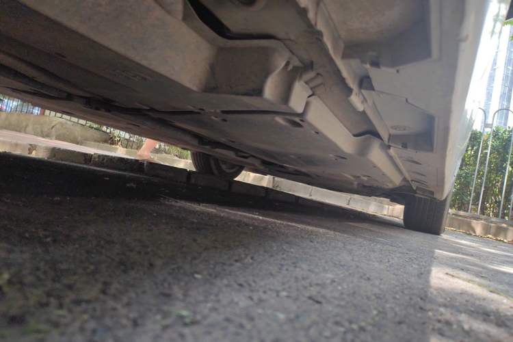Used Toyota Avalon 2019 2.5L Ambition Version China VI Standard Chassis Rear Right