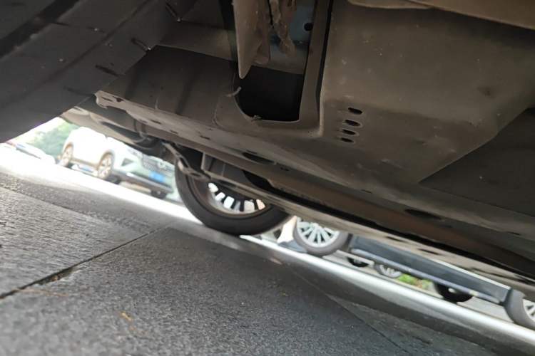 Used Toyota Avalon 2019 2.0L XLE Premium Edition China VI Chassis Rear Right