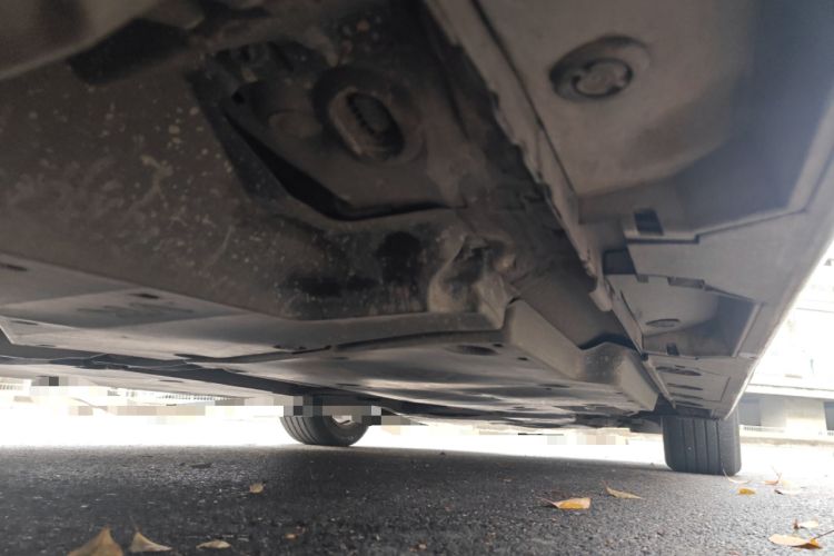 Used Toyota Avalon 2019 Dual-Engine 2.5L Luxury Edition China VI Standard Chassis Rear Right