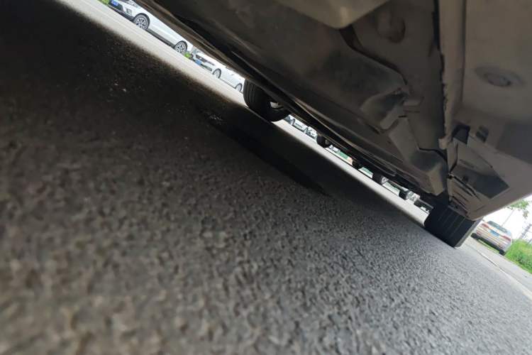 Used Toyota Avalon 2019 2.0L Luxury Edition China VI Standard Chassis Rear Right