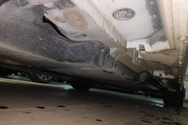Used Toyota Avalon 2019 2.0L XLE Premium Edition China VI Chassis Rear Right