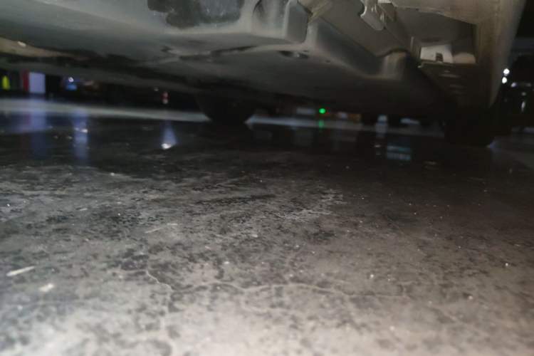 Used Toyota Avalon 2019 2.0L Luxury Edition China VI Standard Chassis Rear Right