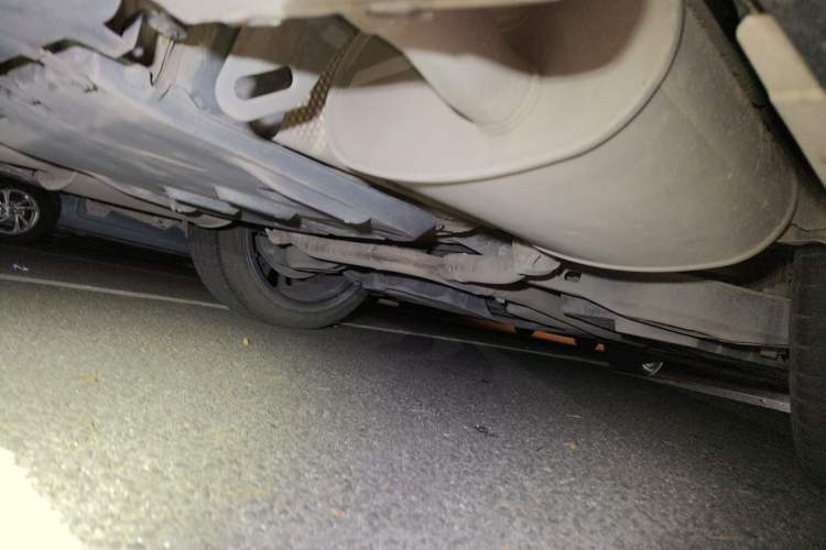Used Toyota Avalon 2019 2.5L Touring Premium Version China VI Standard Chassis Rear Right