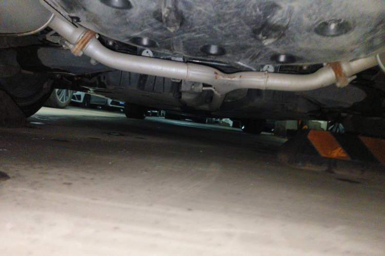 Used Toyota Avalon 2019 2.0L XLE Premium Edition China VI Chassis Rear