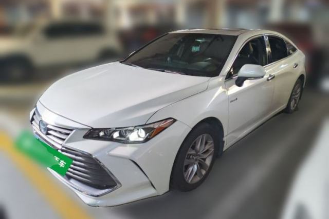 Ojetý Toyota Avalon 2019 Dual-Engine 2.5L Luxury Edition China VI Standard