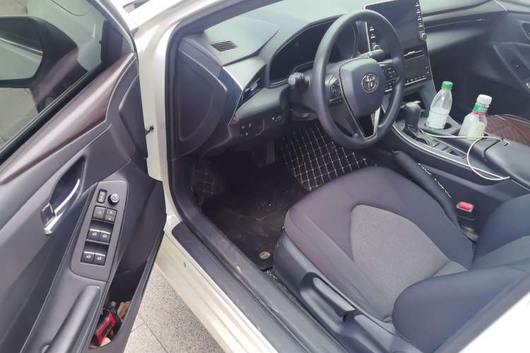 Used Toyota Avalon 2019 2.0L Ambition Edition China VI Driver Seat