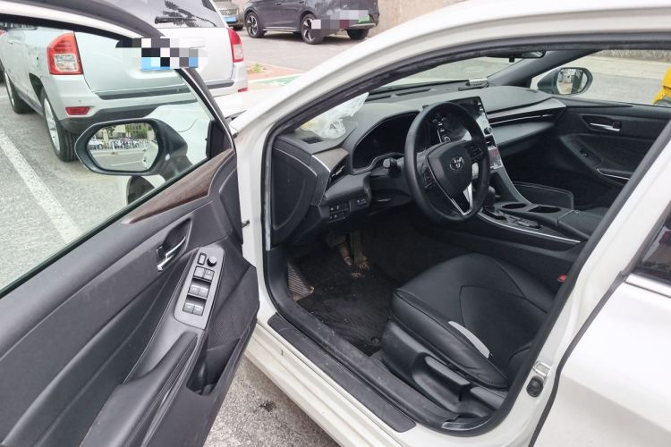 Used Toyota Avalon 2019 2.0L Ambition Edition China VI Driver Seat