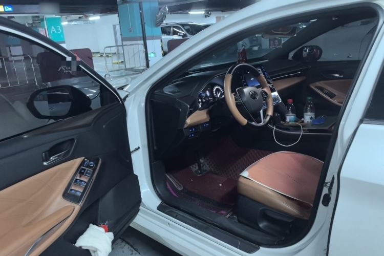 Used Toyota Avalon 2019 2.0L Ambition Edition China VI Driver Seat