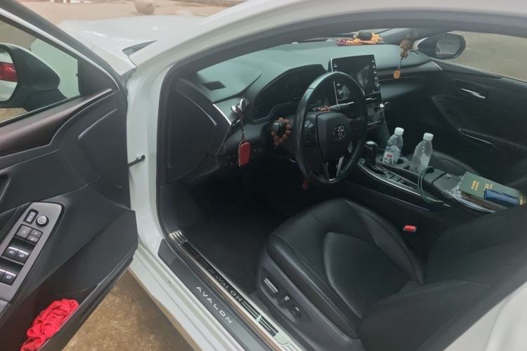 Used Toyota Avalon 2019 2.0L XLE Premium Edition China VI Driver Seat