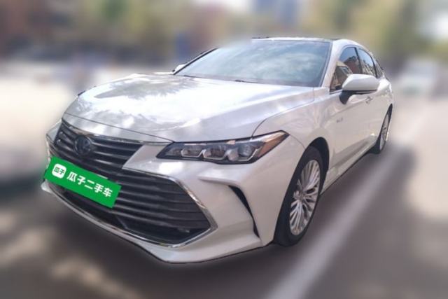 Used Toyota Avalon 2019 Dual-Engine 2.5L XLE Prestige Version China V Standard