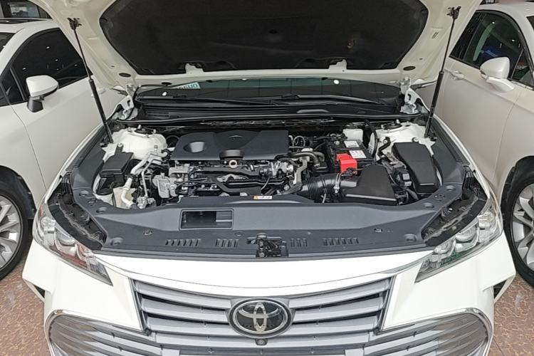 Used Toyota Avalon 2019 2.0L XLE Premium Edition China VI Engine Bay