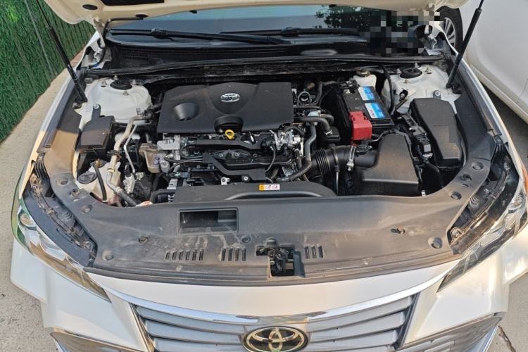 Used Toyota Avalon 2019 2.0L Luxury Edition China VI Standard Engine Bay