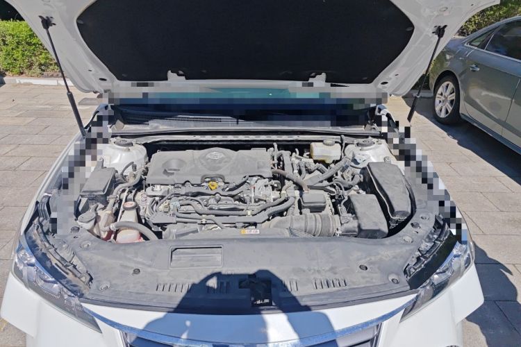 Used Toyota Avalon 2019 Dual-Engine 2.5L Luxury Edition China V Standard Engine Bay