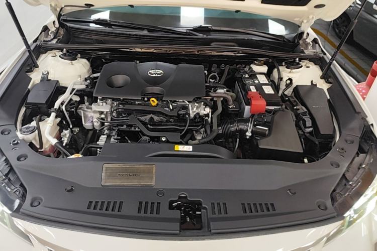 Used Toyota Avalon 2019 2.0L Ambition Edition China VI Engine Bay