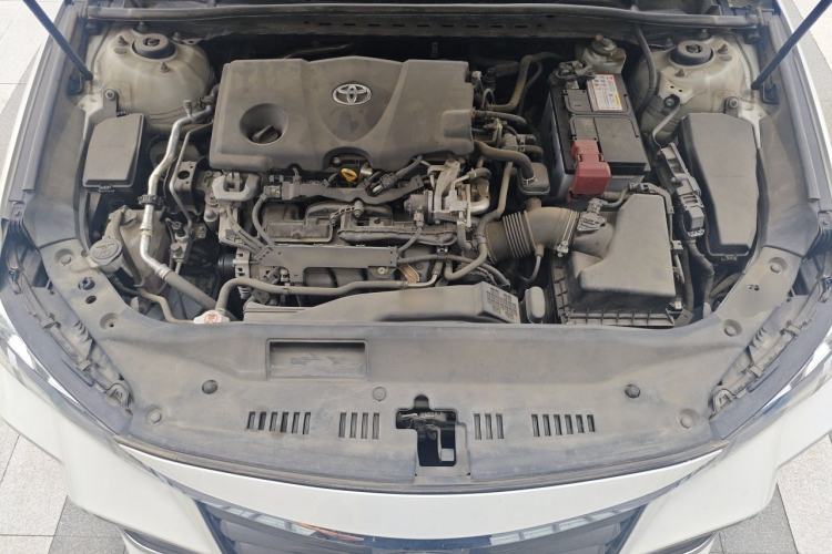 Used Toyota Avalon 2019 2.5L Ambition Version China V Standard Engine Bay