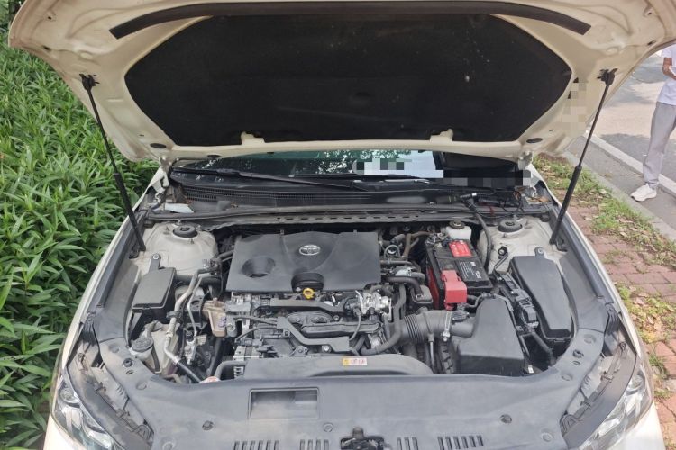 Used Toyota Avalon 2019 2.0L XLE Premium Edition China VI Engine Bay
